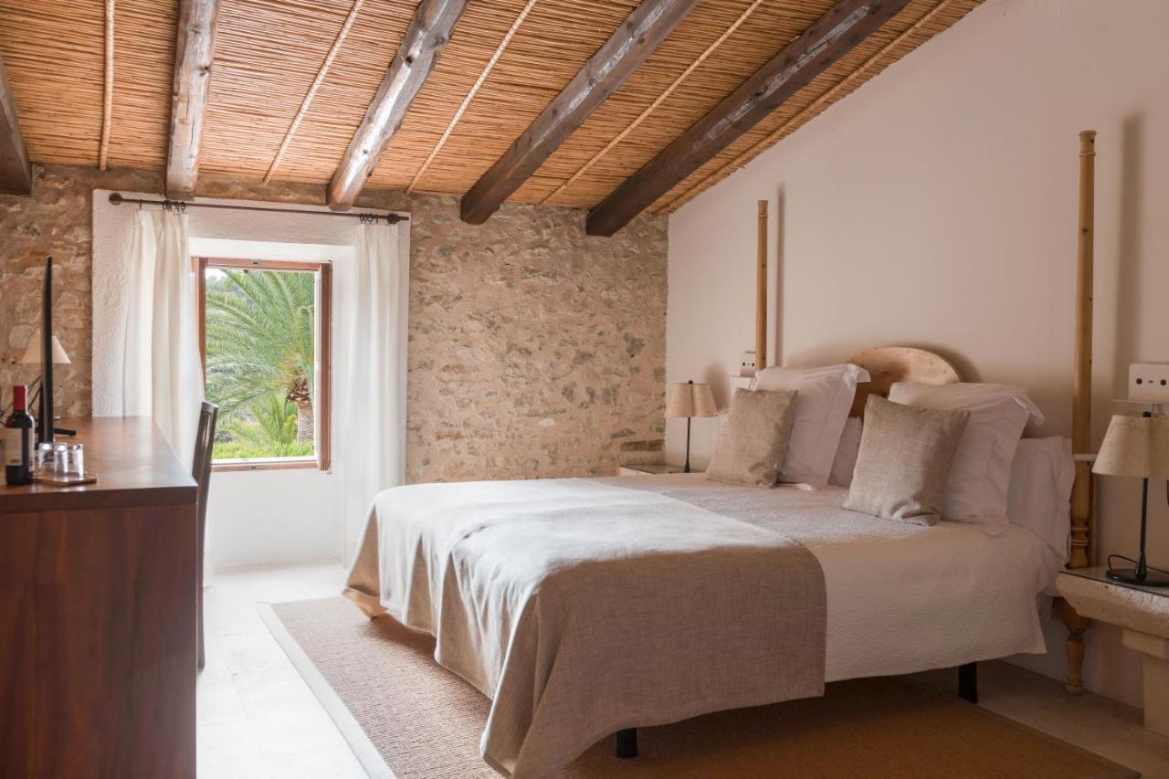 Monnaber Vell Hotel Campanet Bagian luar foto