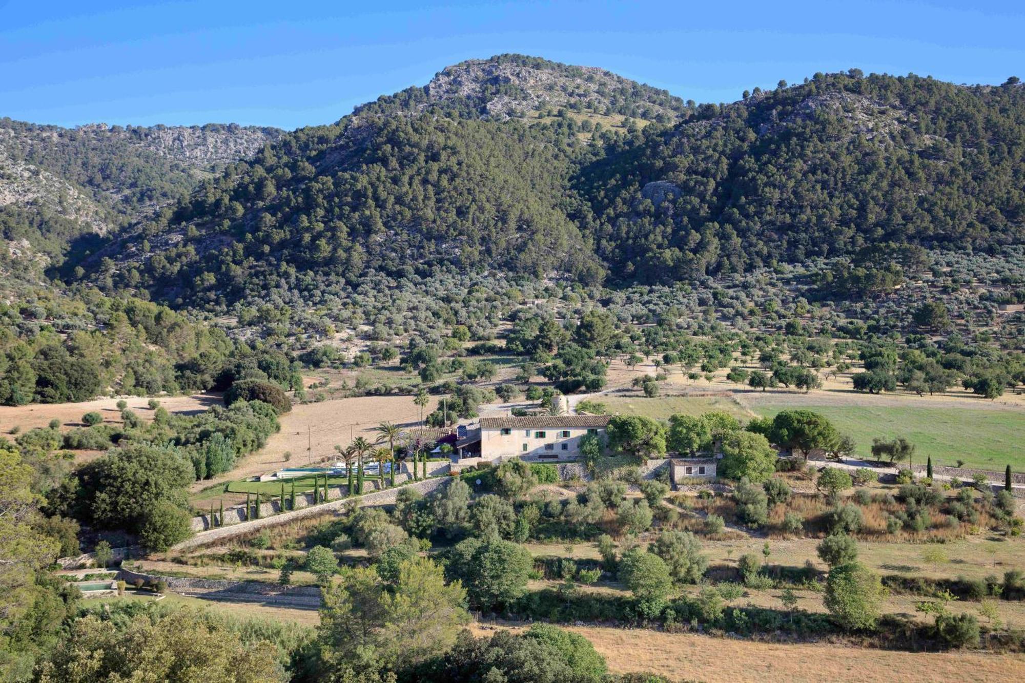 Monnaber Vell Hotel Campanet Bagian luar foto